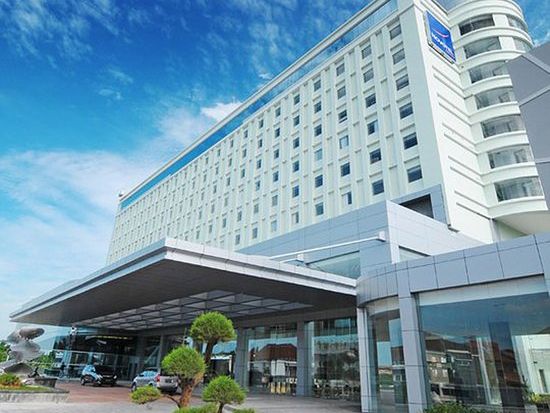 Novotel Bangka Hotel and Convention Centre